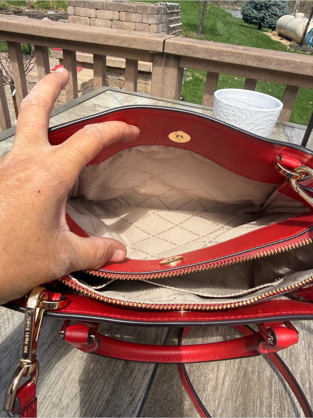 EUC Michael Kors Hope Red Saffiano Satchel Crossbody with Detachable Strap - Picture 11 of 11